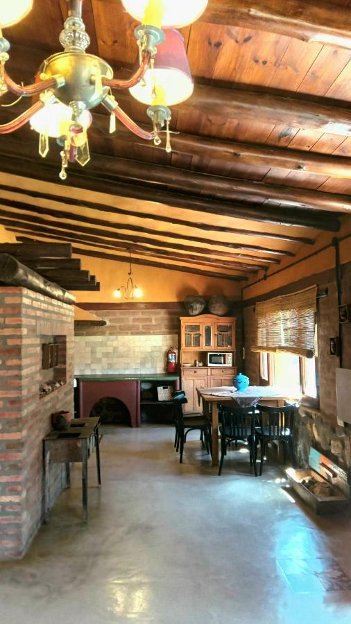 Miraluna Bodega Boutique Cachí エクステリア 写真