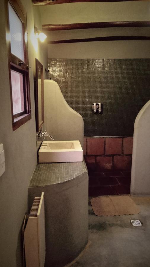 Miraluna Bodega Boutique Cachí エクステリア 写真