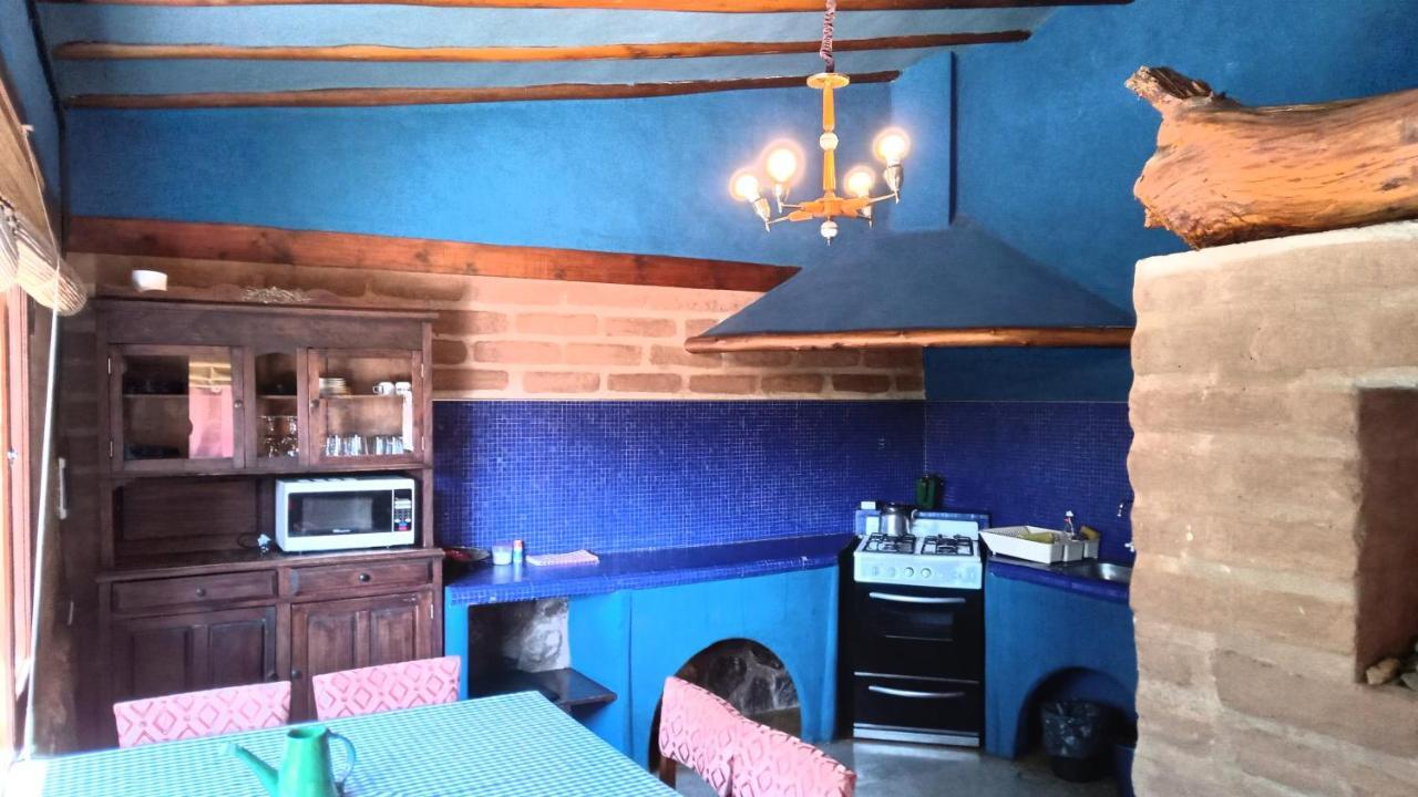 Miraluna Bodega Boutique Cachí エクステリア 写真