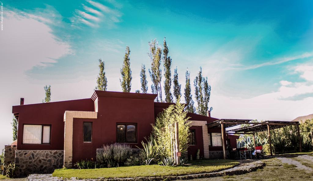 Miraluna Bodega Boutique Cachí エクステリア 写真